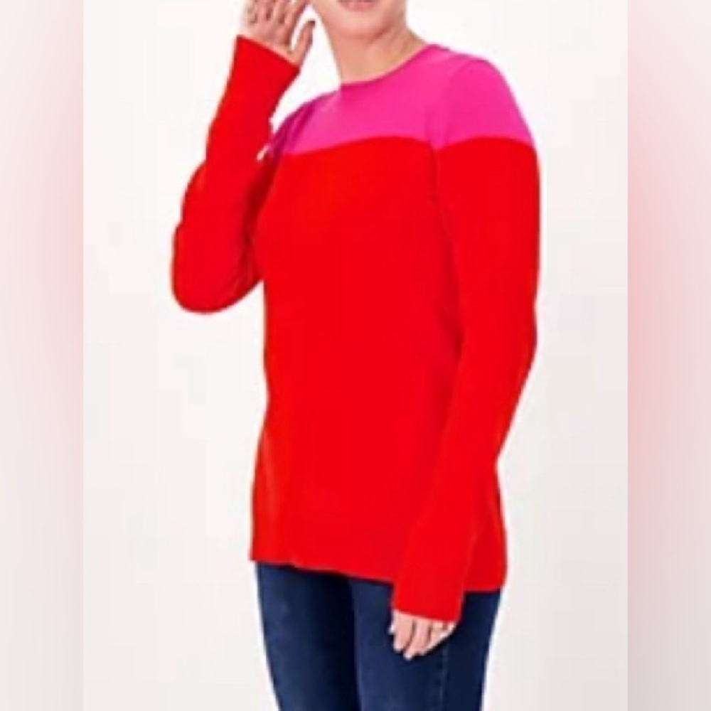 Girl with Curves - NEW - WOMENS TWO TONE SWEATER